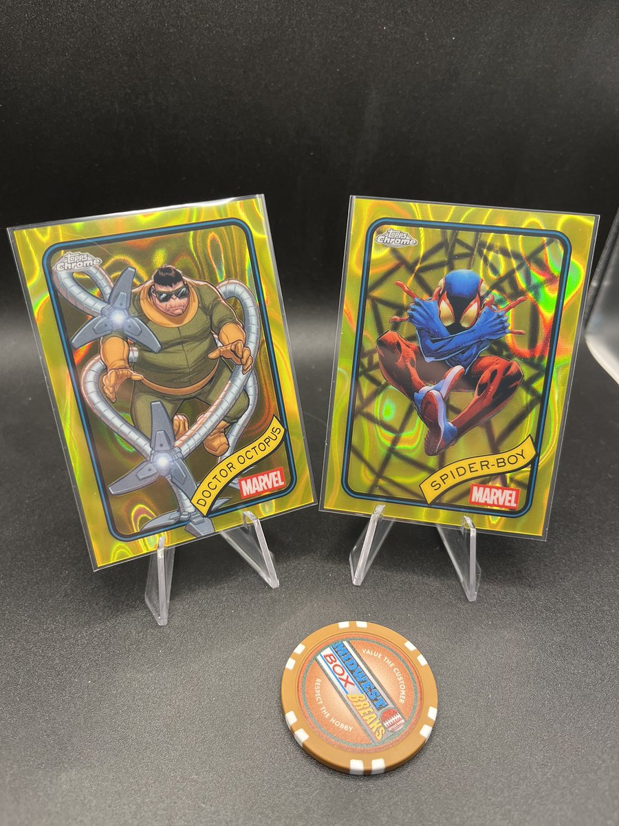 BSquaredCards's tweet photo. Going to offer up Marvel cards for a claim sale tonight. They turned out very nice looking this year. Will definitely be keeping a few. But selling most and getting them to other collectors. #ToppsMarvel https://t.co/YqkQl7m6pd