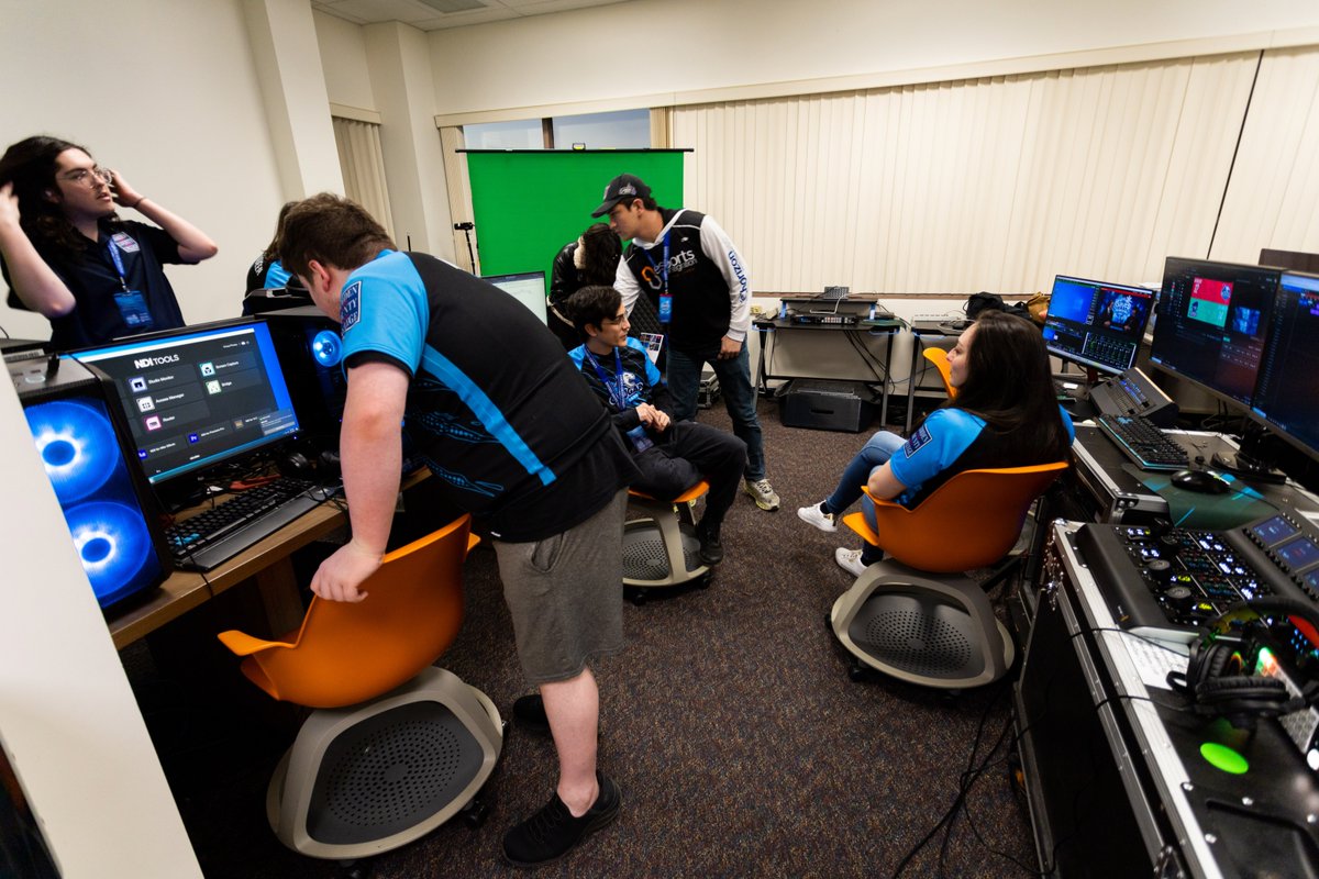 CamdenccEsports's tweet photo. Throwback Thursday to the Shiver Showdown!

Remember the excitement of our 2024 winter 'Shiver Showdown'? It was an entertaining night of Valorant, delicious food, and engaging conversations. Stay tuned for more events in the future! ❄️🤝

#CamdenCountyCollege #CougarEsports https://t.co/Br9QPIPpgP