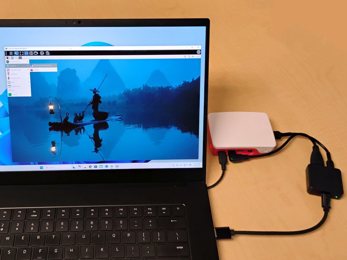 cytrence's tweet photo. Introducing "Desktop Integration Mode" - the whole new level of Virtual Desktop experience with your Physical target device. No agents, No config changes, No compromises. Checkout https://t.co/Xw2vaqVrc7 and start experiencing the magic today!

#ITPros #sbc #TechNews #computer https://t.co/tVuFpe9Vbv