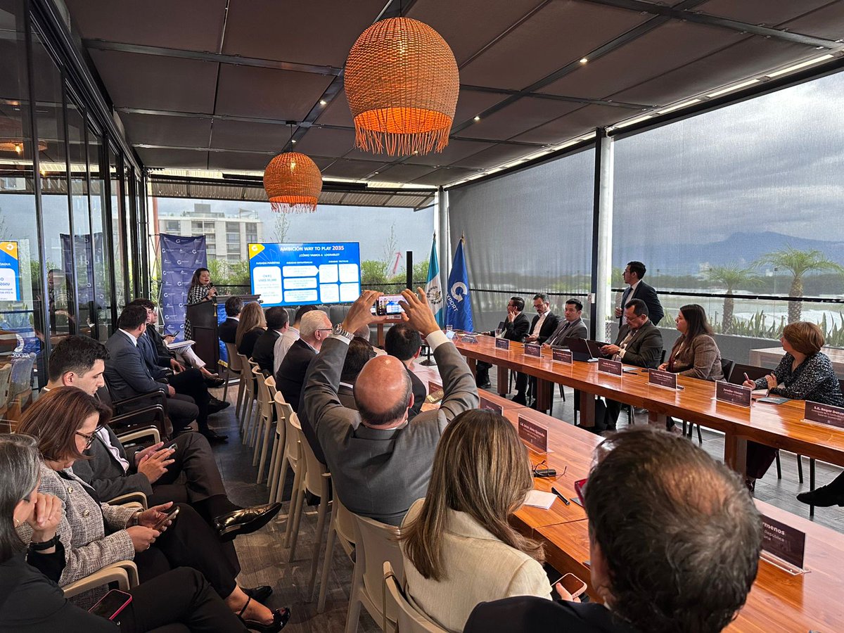 USD$35mil millones al año 2035 es la ambición de la Estrategia WayToPlay al Incorporar empresas #guatemaltecas a #CadenasdeValor, Diversificar #Mercados y Oferta, Captura de #PotencialExportador y #Atracción de #IED embajadas escuchan invitación de <a href="/AGEXPORTGT/">AGEXPORT</a> para alianza