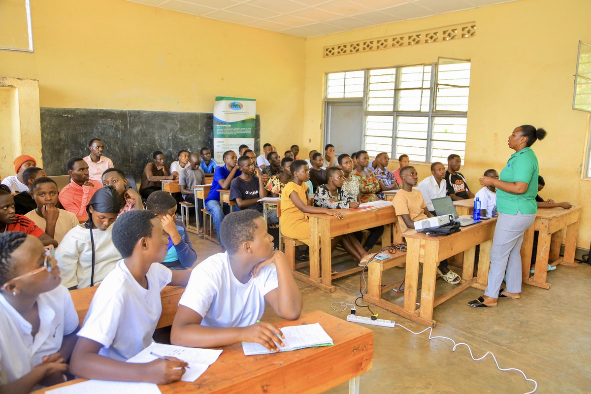 APEFA (@apefango) on Twitter photo Today, in partnership, with <a href="/CeciRwanda/">CECI RWANDA</a> , we concluded a 2-day training of youth in school environmental clubs, and mentors on tree nursery management, group management, and financial literacy for sustainable fruit orchard management, that held at Ayabaraya TSS, from 25-26 June. Today, in partnership, with <a href="/CeciRwanda/">CECI RWANDA</a> , we concluded a 2-day training of youth in school environmental clubs, and mentors on tree nursery management, group management, and financial literacy for sustainable fruit orchard management, that held at Ayabaraya TSS, from 25-26 June.