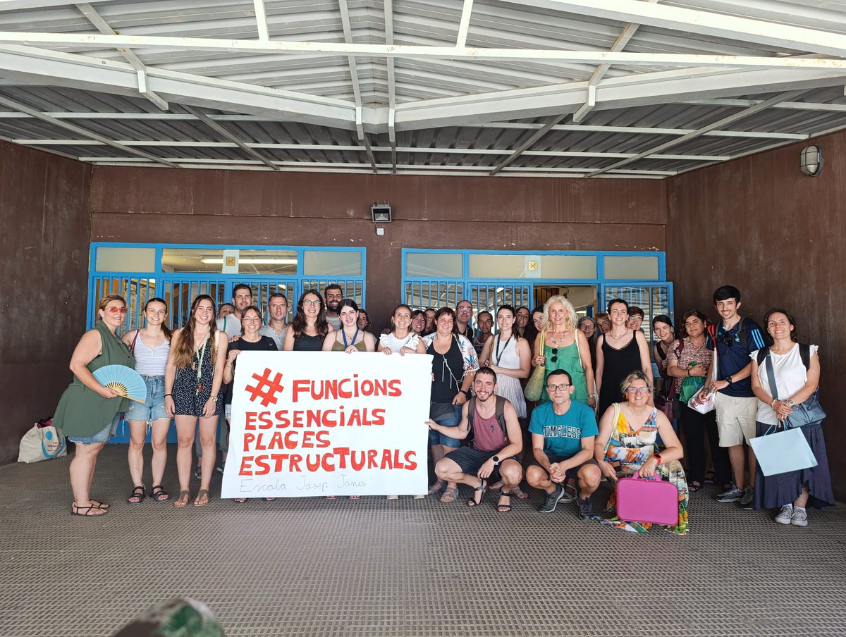 5  anys amb la TIS al centre! Volem demanar que aquesta plaça esdevingui estructural, per consolidar l'equip social a l'escola. La seva tasca és imprescindible per al bon funcionament de l'escola, i la seva continuïtat no hauria de dependre de programes diversos. <a href="/educaciocat/">Educació</a>