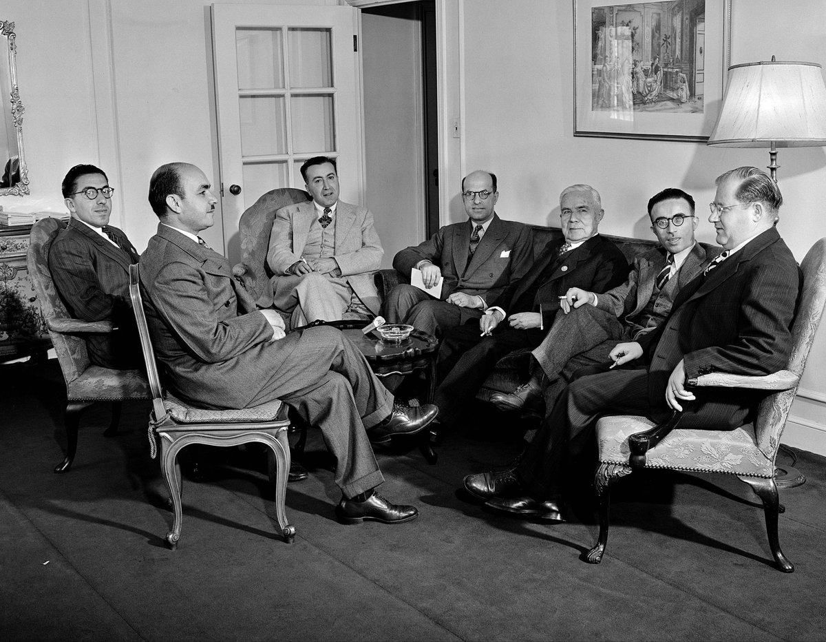 SyriatoUN's tweet image. 80 years ago, Syria signed the UN charter in San Francisco as a founding member of the United Nations.
led by PM Faris al-Khouri, included Naim Al-Antaki, Nazem al-Koudsi, Farid Zeineddine, Noureddeen Kahale, and Raja Howrani, who all contributed to drafting the Charter. 🇸🇾🇺🇳