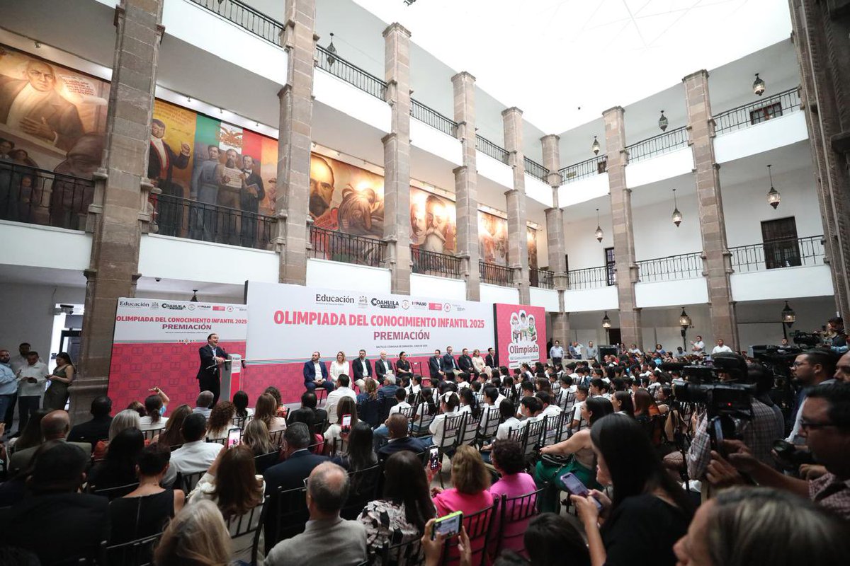 Hoy reconocimos a l@s niñas, niños y adolescentes que participaron en la Olimpiada del Conocimiento Infantil 2025, que orgullosamente nos representaron y pusieron en alto el nombre de Coahuila. (1/2)