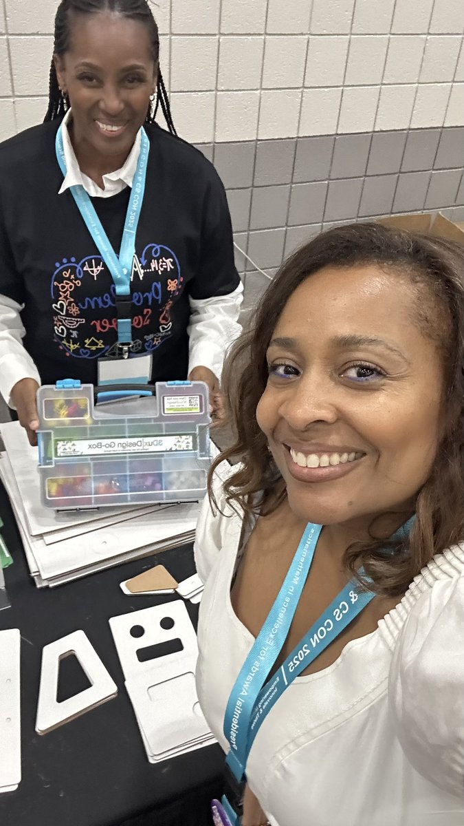 msjones_teaches's tweet photo. Lashawn White, @gadoe Math Teacher of the Year! 🏆 She shared an amazing Math Modeling with Cardboard Kit by 3 Dux Design—STEM creativity in action!
#MathCon2025 #3DuxDesign #GADOE #STEMeducation #MathInAction #HandsOnLearning #DeKalbCountySchools #ChapelHillElementary https://t.co/avPVzZnPv8