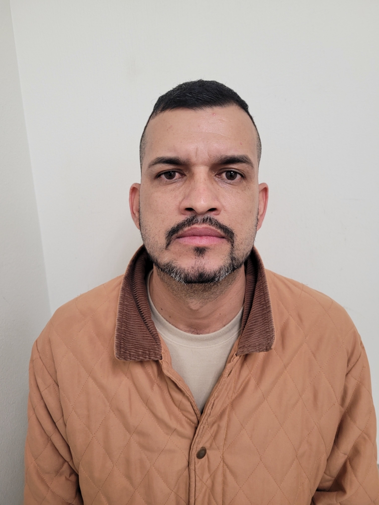 FBIPortland's tweet image. On 6/25/25 Jesus Borrayo was extradited to the U.S. from Mexico to face charges in Marion County, Oregon. Borreyo is alleged to have been involved in a 2008 shooting that resulted in the death of Rafael Garcia. This case is being prosecuted by the Marion County DA's Office.