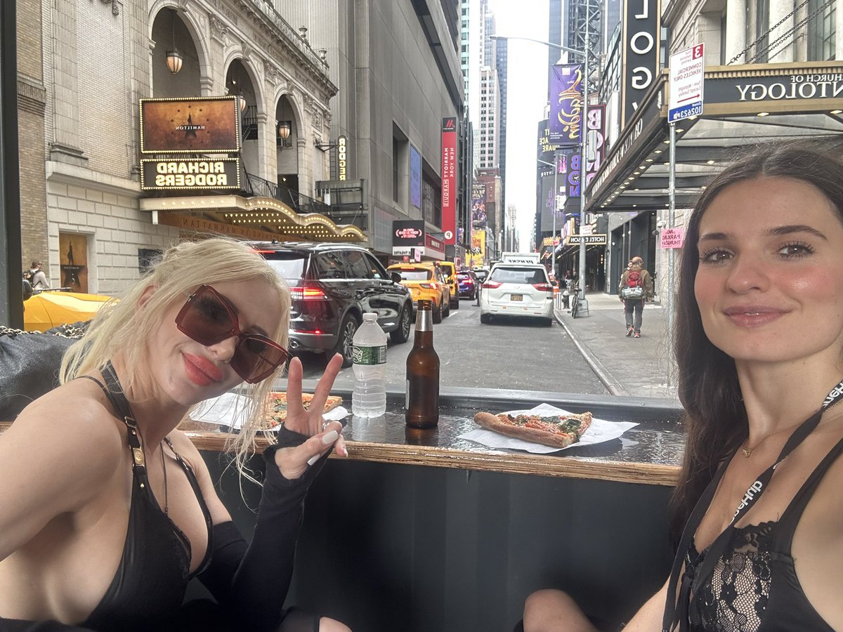 Violetta Zironi 🚀 (@zironivioletta) on Twitter photo No better way to say bye to NY again than a slice and a beer on a busy Midtown street with my girl <a href="/EmilyLazar_SM/">Emily Lazar</a>
Thank you everyone for an amazing 36 hours.
Especially to my beautiful Moonshot/MOB fam 🧡
Gotta get back to work.
See you soon! No better way to say bye to NY again than a slice and a beer on a busy Midtown street with my girl <a href="/EmilyLazar_SM/">Emily Lazar</a>
Thank you everyone for an amazing 36 hours.
Especially to my beautiful Moonshot/MOB fam 🧡
Gotta get back to work.
See you soon!