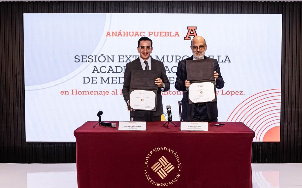 La Universidad Anáhuac Puebla firmó convenio con la Academia Nacional de Medicina de México 🩺

🔬 Fortaleceremos la formación médica, la investigación y el compromiso con la salud del país.

Lee más 👉 hubs.la/Q03tTHqC0

#RedAnáhuac #UniversidadAnáhuac