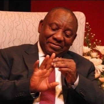 Onyeka said this Onyeka said that! What did your fave say?

#BBNaija 
#BBNaijaNoLooseGuardReunion 
#OnyekaAnitaChigbo