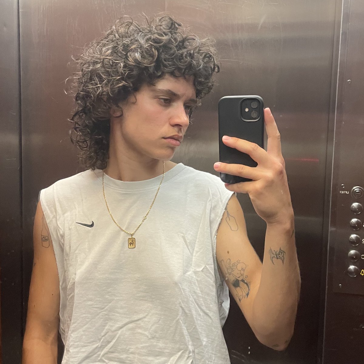 joz tweet media