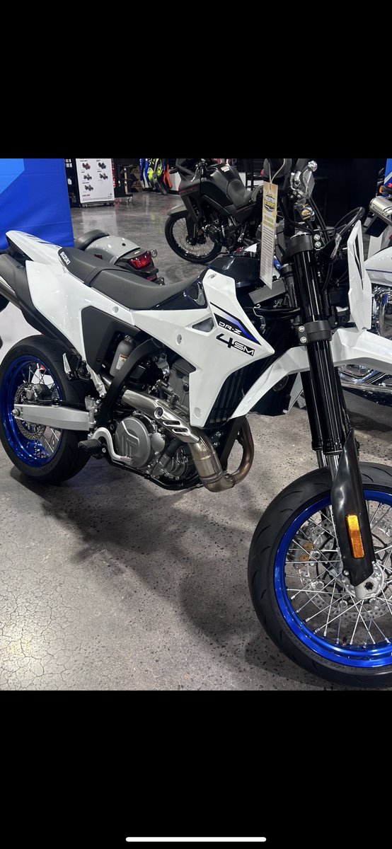 😮😮😮😮😮 look they updated it #drz 4sm