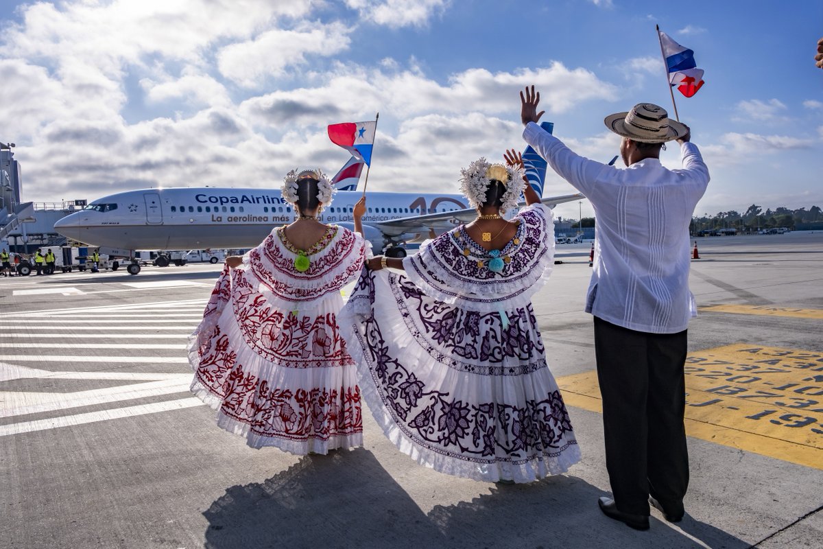 SanDiegoAirport's tweet image. Last night we celebrated the launch of @CopaAirlinesUSA's new nonstop service connecting SD to Panama — and beyond!
This new route will open the gateway for Southern Californians to nearly 50 destinations in Latin America & beyond through connecting flights in Panama City.