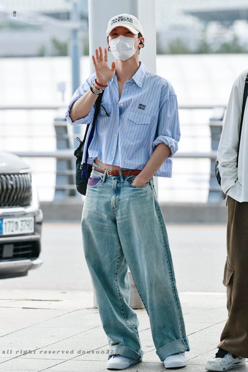 TenBrazil's tweet image. 250626 - #TEN no aeroporto de Incheon.

© dousun2233 
#텐 #เตนล์