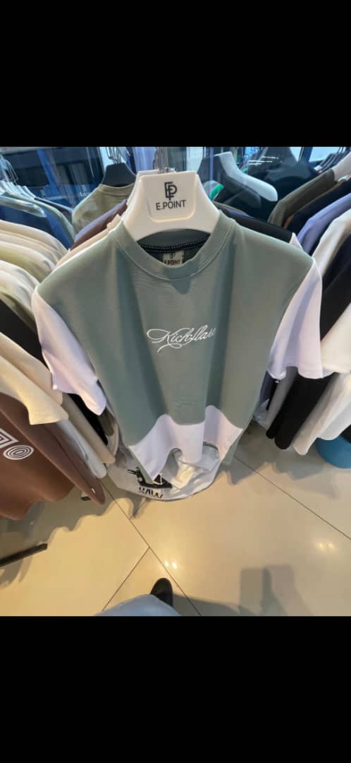 Which garment design do you prefer?

$15us chero pawabata
