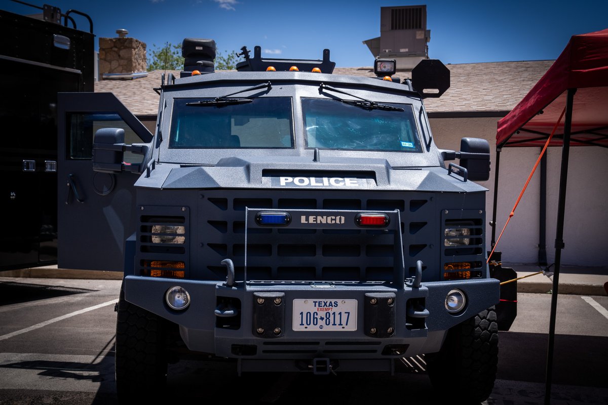 EPPOLICE's tweet photo. Then ๐ค Now: Check out our SWAT armored vehicles from 2002 to 2025! Our commitment to community protection remains strong. Join us: https://t.co/uskOaTKnC2 #ThrowbackThursday #EPPD #JoinEPPD #SWAT #Police https://t.co/D4D94OSFQm