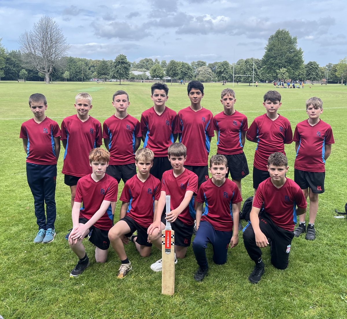 🏏Well done to our Year 7 Boys cricket team who played their first hardball game today against Ysgol Glantaf. Some excellent performances with the bat and in the field today. We look forward to our next match ☝️