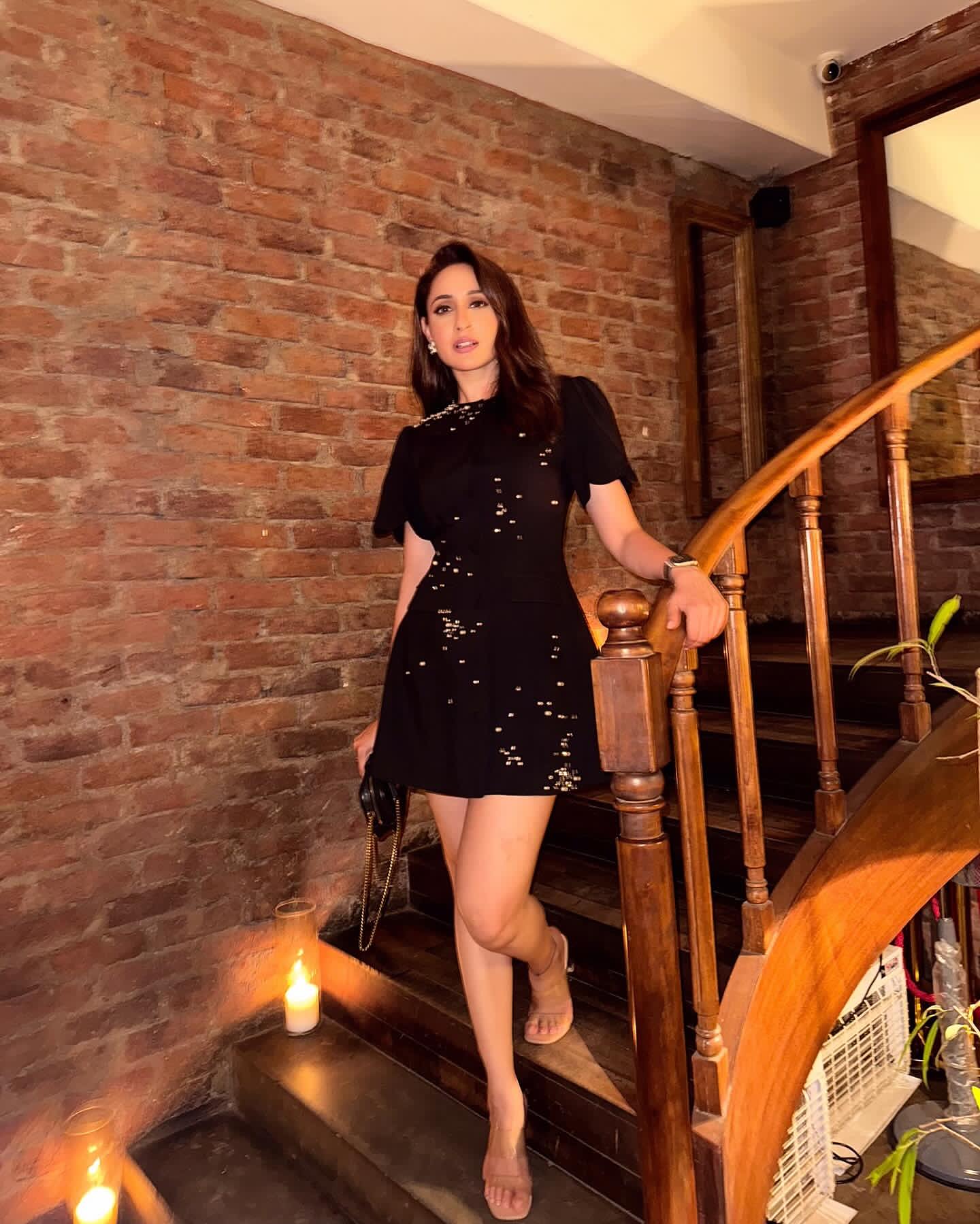 GuZCayVboAAdN1f?format=jpg&name=large