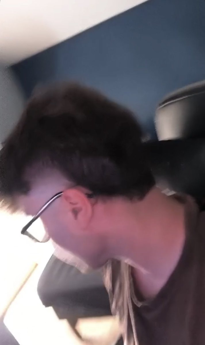 ervyn07's tweet image. les gars je suis allé chez le coiffeur aujd, top ou flop ?