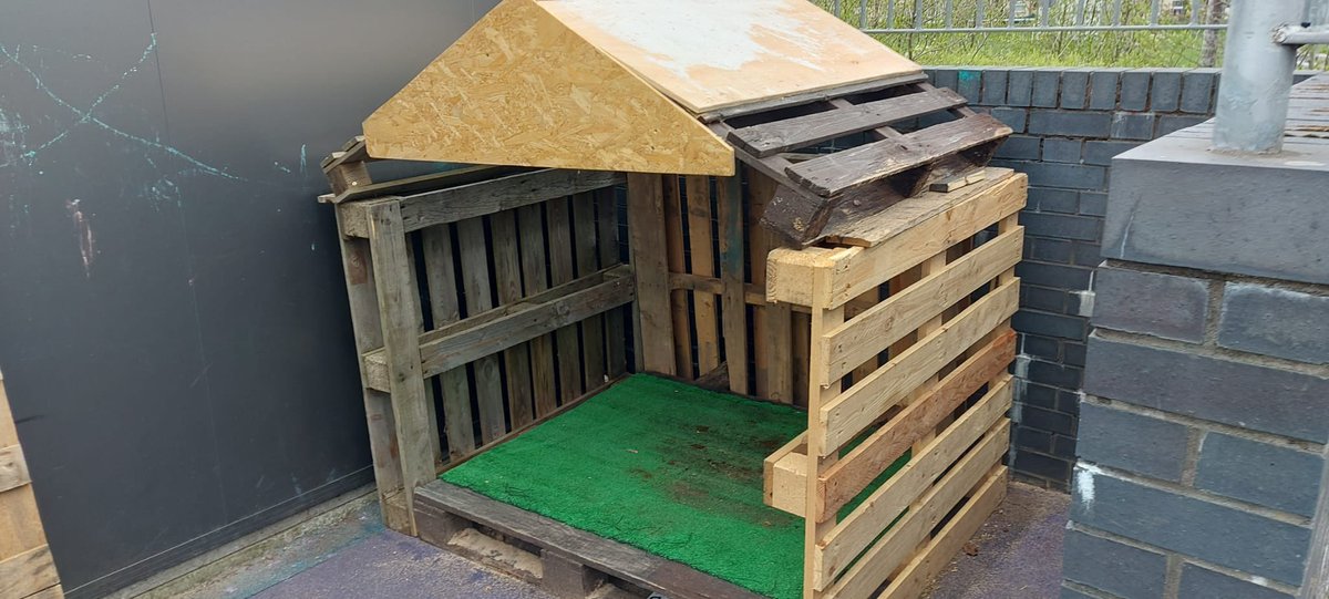 Justice Services (@nacjustice) on Twitter photo Thanks to our Supervisor James and his team for recently completing a Mud Kitchen and Den, at Dreghorn Primary School. ππ»ππ» Thanks to our Supervisor James and his team for recently completing a Mud Kitchen and Den, at Dreghorn Primary School. ππ»ππ»