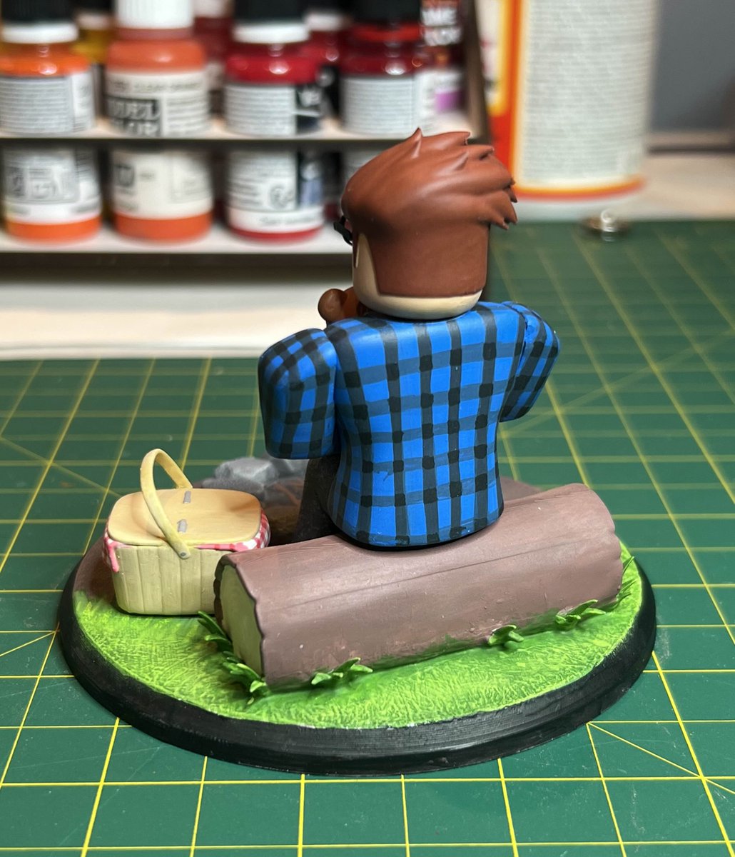 _UrsaMajor's tweet image. Small figure comm with upgraded base for jerryshandholder