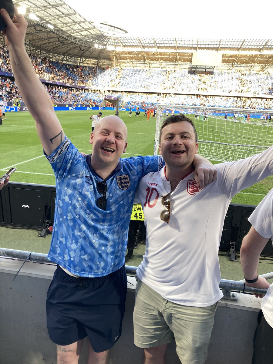 Charlie Zazzera (@czazzera) on Twitter photo Short but sweet excursion to watch Carsley’s kids beat the Dutch.
The <a href="/England_Pod/">The England Pod</a> isn’t just a podcast, it’s a way of life. You should listen. Short but sweet excursion to watch Carsley’s kids beat the Dutch.
The <a href="/England_Pod/">The England Pod</a> isn’t just a podcast, it’s a way of life. You should listen.