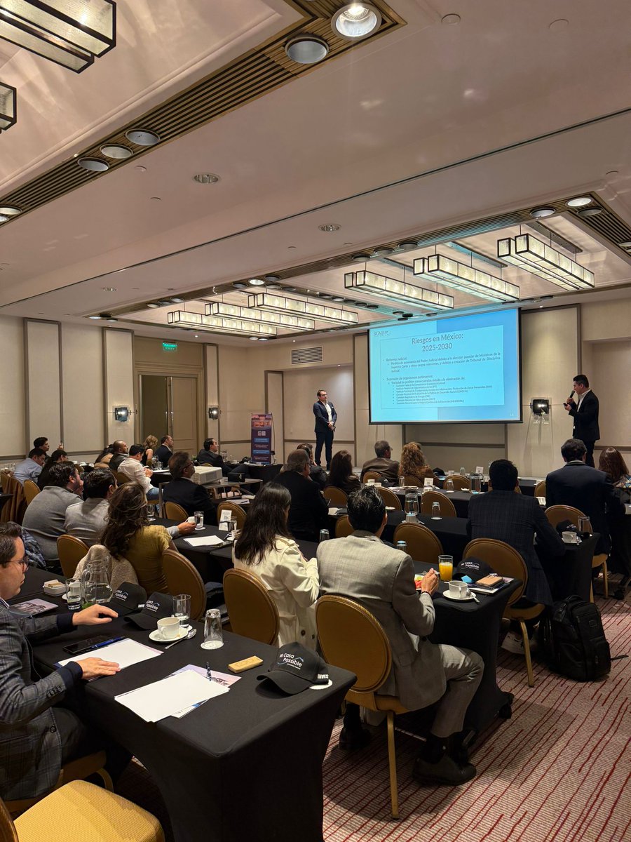 Signum_Research's tweet image. ✨El día de hoy asistimos a la presentación de Mi Casa Possible, un espacio para dialogar sobre las perspectivas económicas de México y EE.UU.
¡Gracias por la invitación!
#MiCasaPossible #EconomíaBinacional #MéxicoEEUU #PerspectivasEconómicas #SignumResearch #TendenciasEconómicas