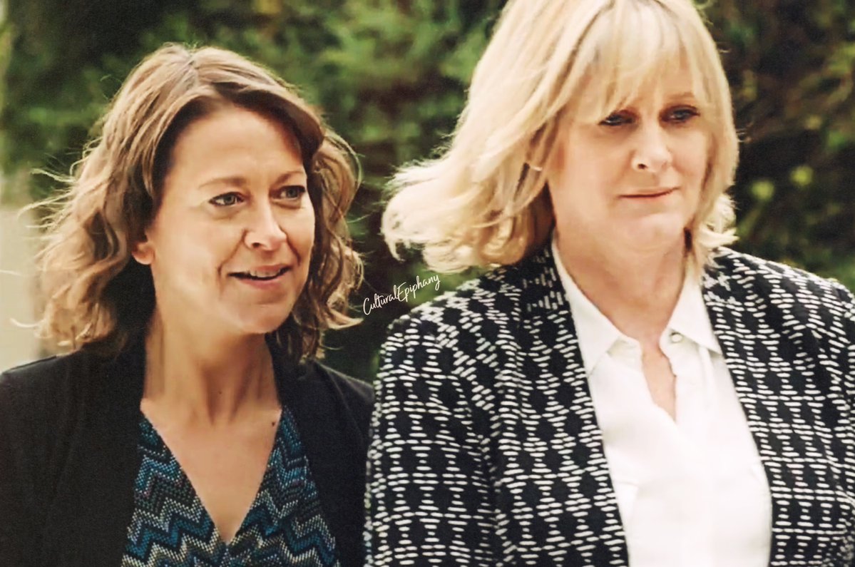CulturalEpiph's tweet image. "She's rarely wrong, Lancashire!"-Nicola Walker (BBC Radio Leeds, 2014)
#SarahLancashire #nicolawalker
📸: BBC / Cap & Edit: CE
#acting #quote