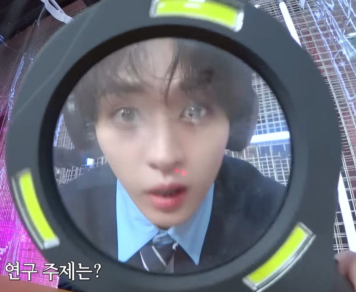 이게 어떻게 한 영상에서 같이 나올 수 있는데.
구라치지마. 어떤게 진짜 미노인데.