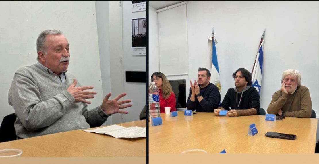OSA. Guillermo Lafferriere disertó sobre “Israel-Irán: El tablero global tras la Operación León Ascendente” 

Nota: itongadol.com/comunidad-en-a…

<a href="/OSArgentina/">Organización Sionista Argentina</a> <a href="/demianstrat/">Demian Stratievsky</a> <a href="/FedeNemetsky/">Fede Nemetsky</a> <a href="/glafferriere/">Guillermo Lafferriere</a> <a href="/wzo_official/">WZO</a> <a href="/yaakov_hagoel/">Yaakov Hagoel - יעקב חגואל</a>