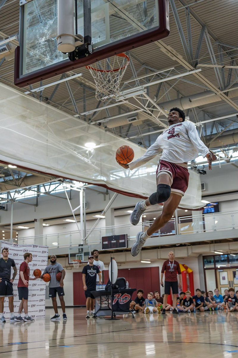 EKUHoops's tweet image. Players put on a show for the campers! It’s been an exciting week at Dream Big Basketball Camp 🏀