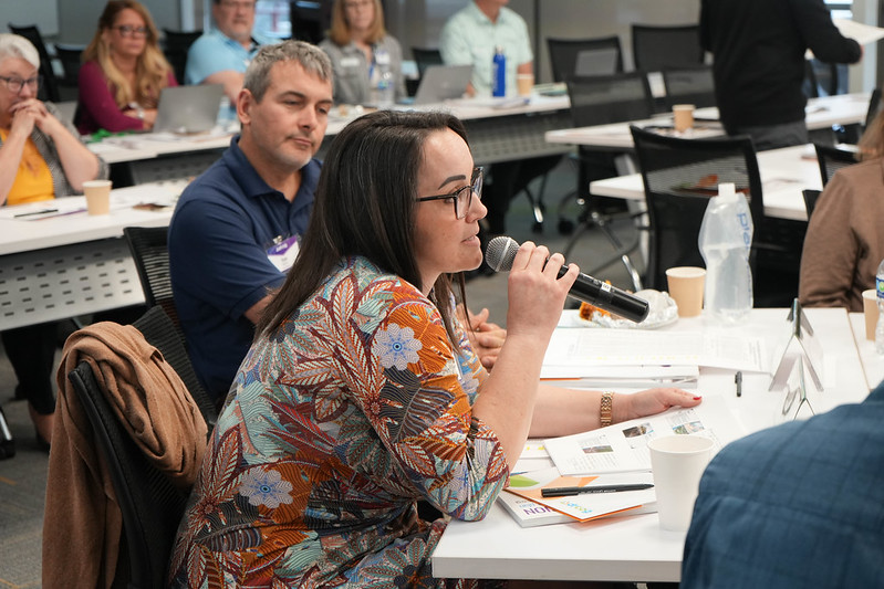 ¡Échele un vistazo al trabajo que el Consejo Regional de Gobiernos de Denver estará realizando en los próximos dos años! Revise el borrador del Programa de Trabajo Conjunto y comparta sus comentarios en drcog.org/upwpcomment. #DRCOG #UnifiedPlanningWorkProgram #Transportation