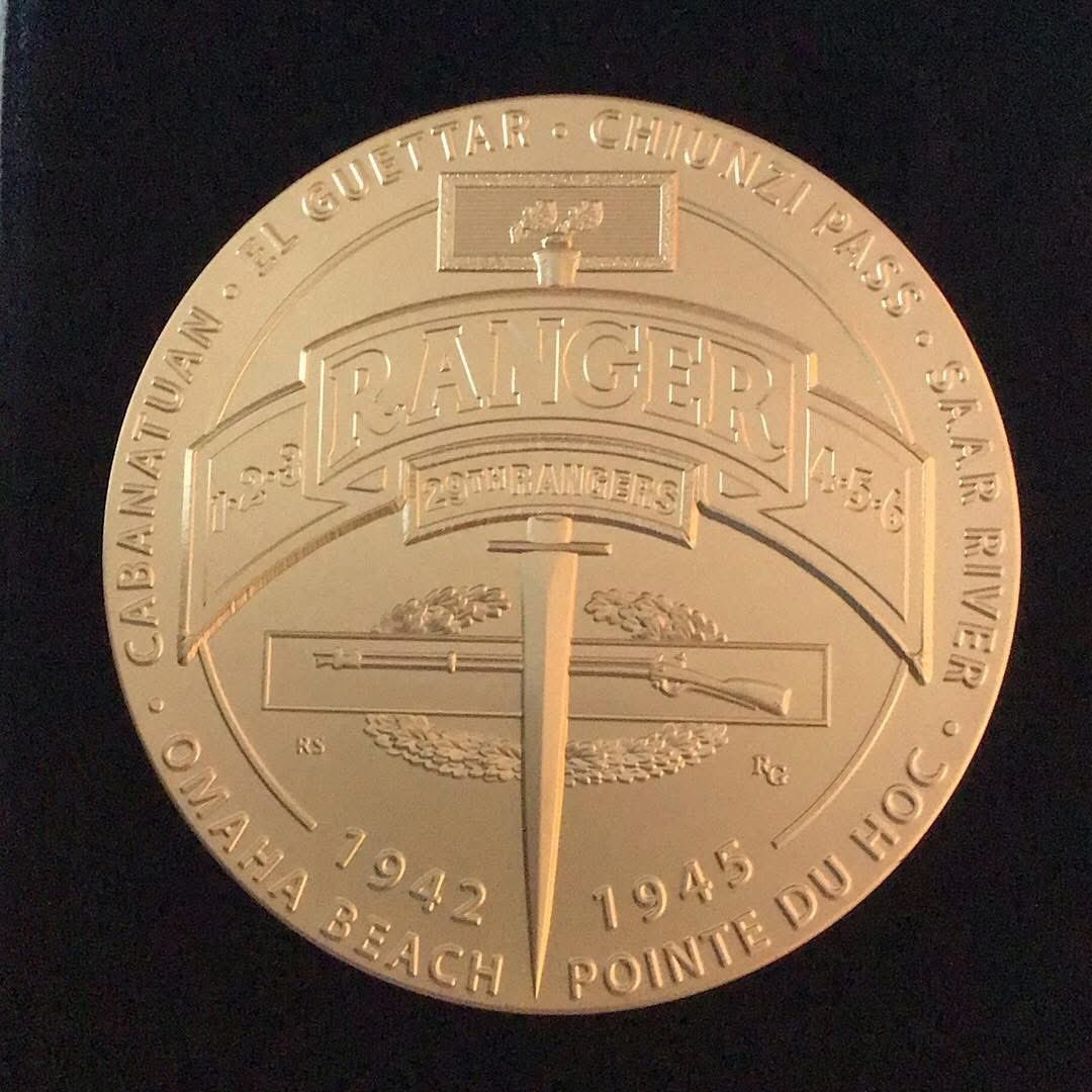 brettachapman's tweet image. Congratulations to my Aunt Noni whose father Hollis Stabler, a great Indigenous WW2 hero, received recognition by Congress today and this Gold Medal. He was a member of the Omaha Tribe!