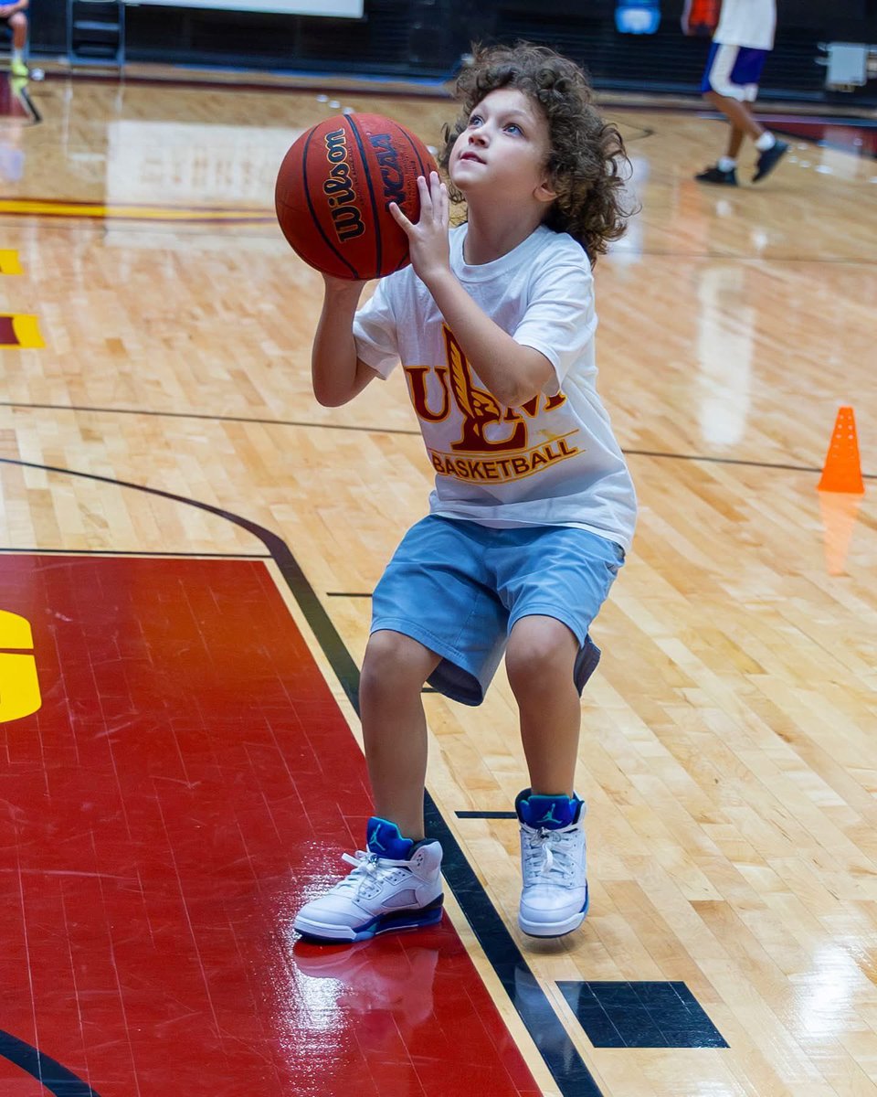 ULM_MBB's tweet image. Little hoopers in the making 🤙
Big thank you to all the kids who came out this week to learn from the Warhawks!