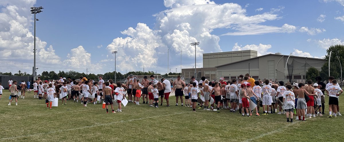 Batavia Football (@bataviafootball) on Twitter photo Final day of Junior Bulldog camp had a lot! Team Photos, Dirtiest Shirt awards, Ice Cream at Batavia DQ and team posters! <a href="/BataviaAthletic/">BataviaAthletics</a> <a href="/ActivityBatavia/">Batavia Activity Athletic Foundation</a> Final day of Junior Bulldog camp had a lot! Team Photos, Dirtiest Shirt awards, Ice Cream at Batavia DQ and team posters! <a href="/BataviaAthletic/">BataviaAthletics</a> <a href="/ActivityBatavia/">Batavia Activity Athletic Foundation</a>