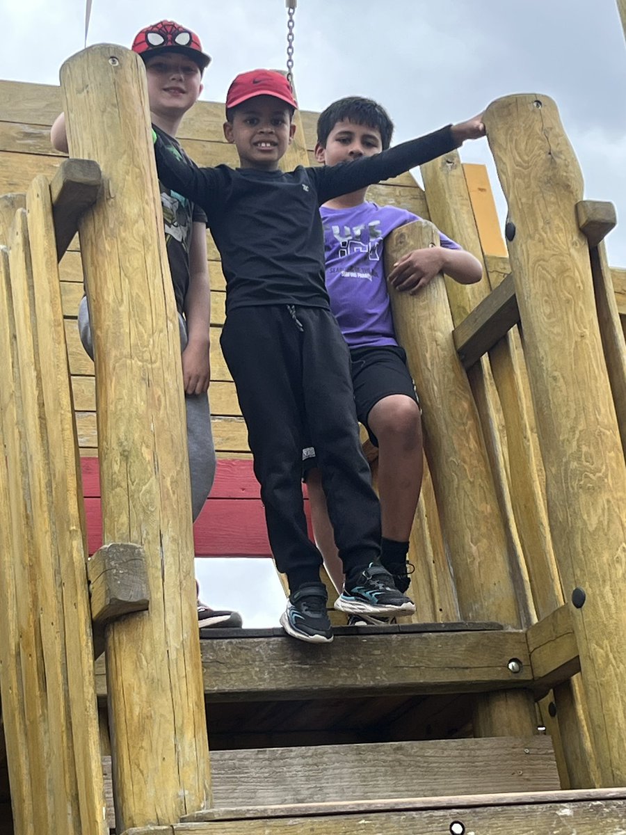 Fort Lucan 2025! <a href="/followstannes/">St. Anne's Mixed N.S.</a>