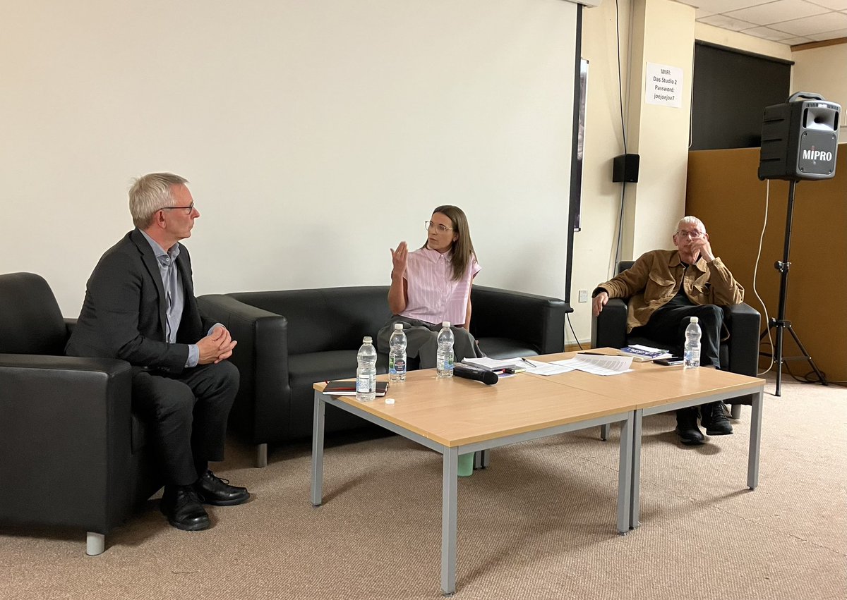 Colin Harvey (@cjhumanrights) on Twitter photo The launch of “A New Ireland: A New Union - A Five Year Review” <a href="/PaulGosling1/">Paul Gosling</a> <a href="/ColmcillePress/">Colmcille Press/Cló Cholmcille</a> at <a href="/mor_rath/">Ráth Mór Creggan</a> tonight.
Excellent discussion with <a href="/JohnDoyleDCU/">John Doyle</a> chaired by Catherine Pollock. The launch of “A New Ireland: A New Union - A Five Year Review” <a href="/PaulGosling1/">Paul Gosling</a> <a href="/ColmcillePress/">Colmcille Press/Cló Cholmcille</a> at <a href="/mor_rath/">Ráth Mór Creggan</a> tonight.
Excellent discussion with <a href="/JohnDoyleDCU/">John Doyle</a> chaired by Catherine Pollock.