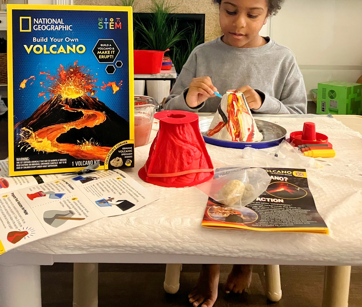 EightyMPHMom's tweet photo. ☀️🌈 School's Out... Now What?!
Looking for fun, affordable, and screen-free ways to keep the kids busy this summer? 🎨🛝💦
@EightyMPHMom is packed with creative summer activities.
#SummerFun #KidsActivities #ParentingTips #MomLife #BoredomBusters
https://t.co/5m832AZCEM https://t.co/kPX3jookai