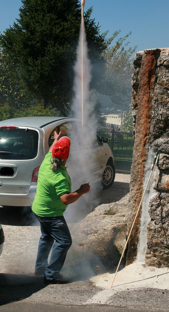 fotofruqui's tweet photo. @MironObra Non sei de que nos estrañamos... Leva sendo asi dende o verán de 2009... Habia gañas de Obra, e esas non se perden... #asduraseasmaduras #nuncachoveuquenonescampara #ignicion https://t.co/k8iHswgl01