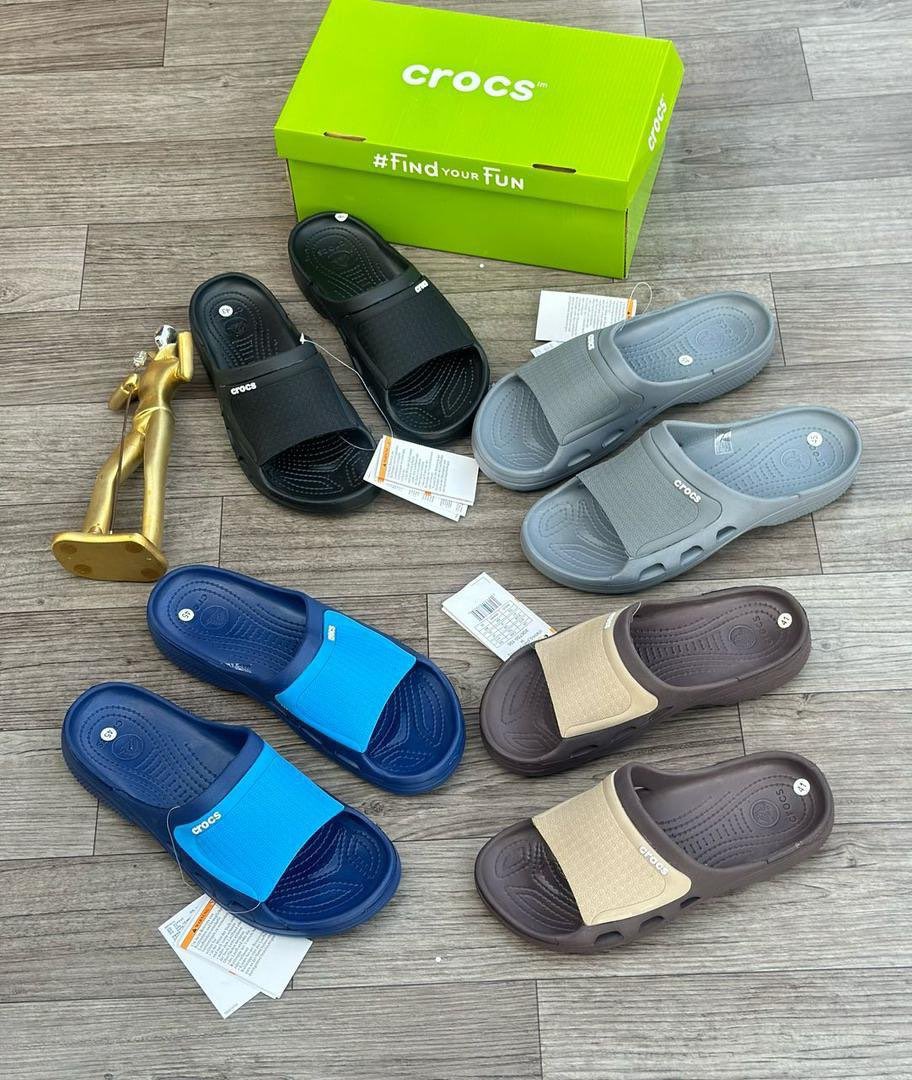 Crocs slides 

Price: ₦17,000

Location Kaduna.
Call or WhatsApp— 08063769764
