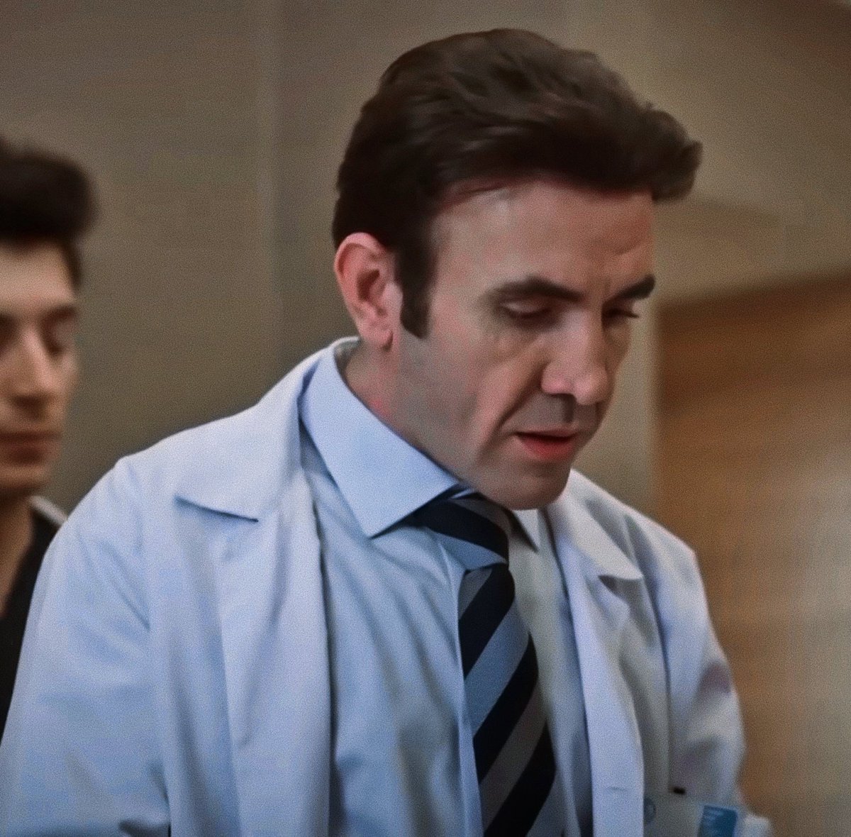 Kızlar ve 
Sevdiği dizi 
Karakterlerinin 
Alakasızlığı