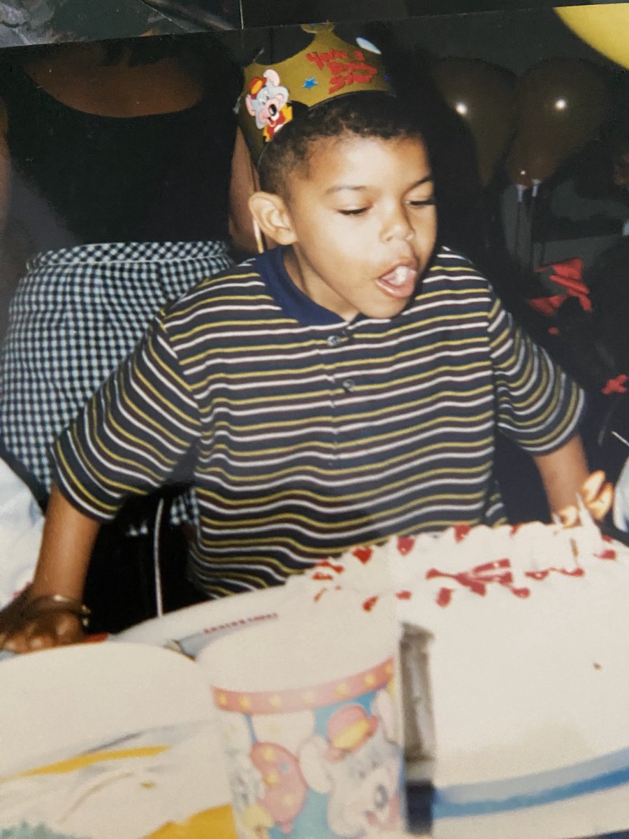 Jay_Bordeaux's tweet photo. It’s my Birthday !!
Ow……Ah…my back…
33 years old today. 
Feels good to have a reason to celebrate.
Love y’all. https://t.co/MkNWaakHCv