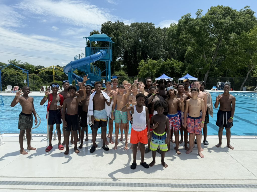 Lafayette Boys Basketball tweet media