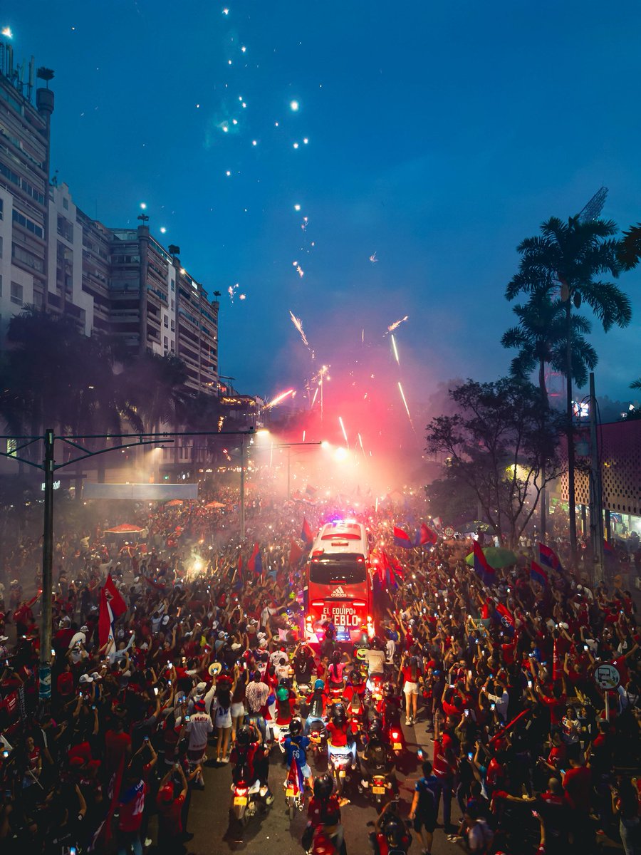 [⭐️🔴🔵] La Avenida Centenario y el Estadio Atanasio Girardot se preparan para recibir nuestra fiesta y carnaval 🔥

#LatimosPorVos