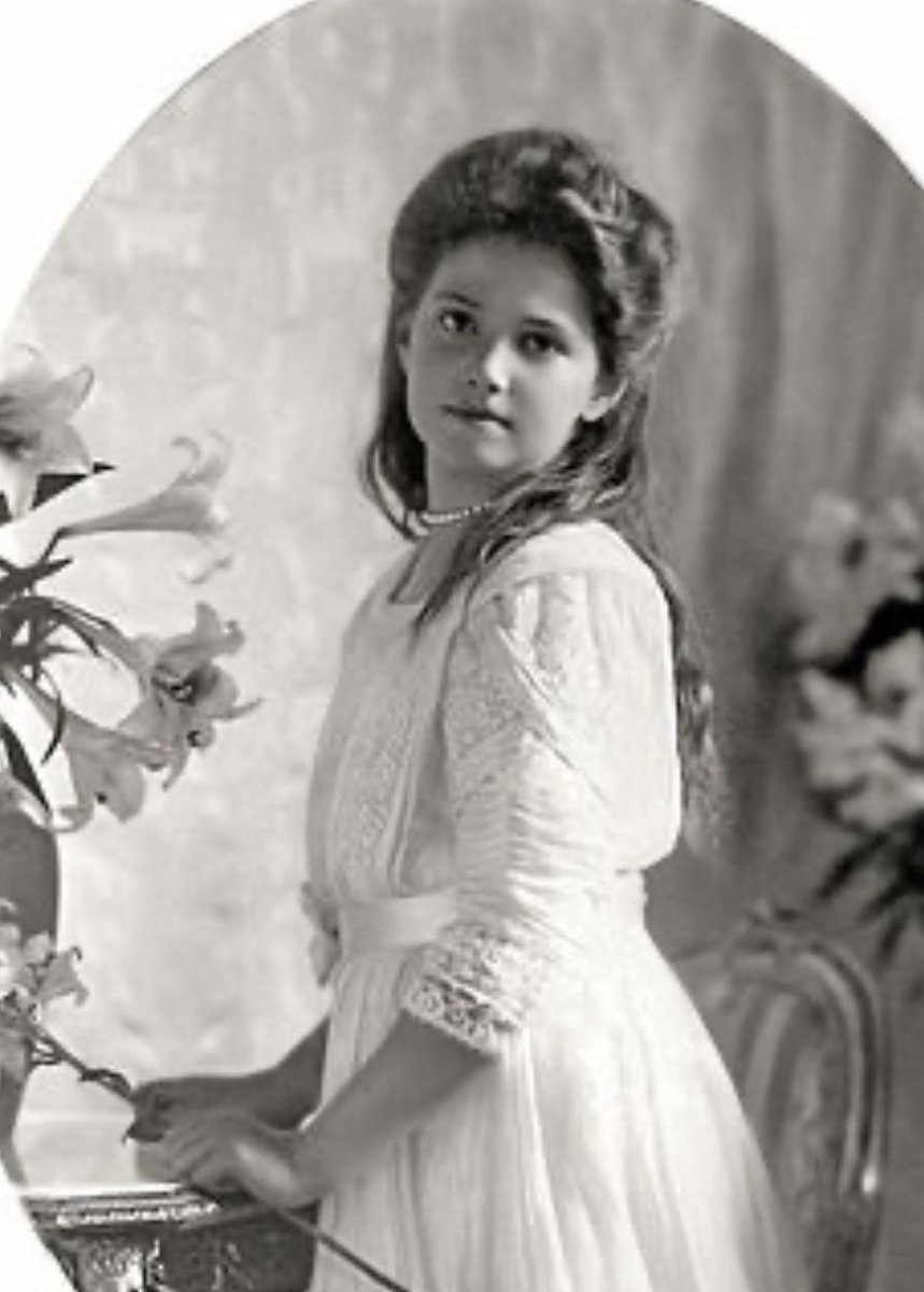 RoyalsOther's tweet image. Born on 26th June 1899, Grand Duchess Maria Nikolaevna, third daughter of the last Tsar and Tsarina of Russia.