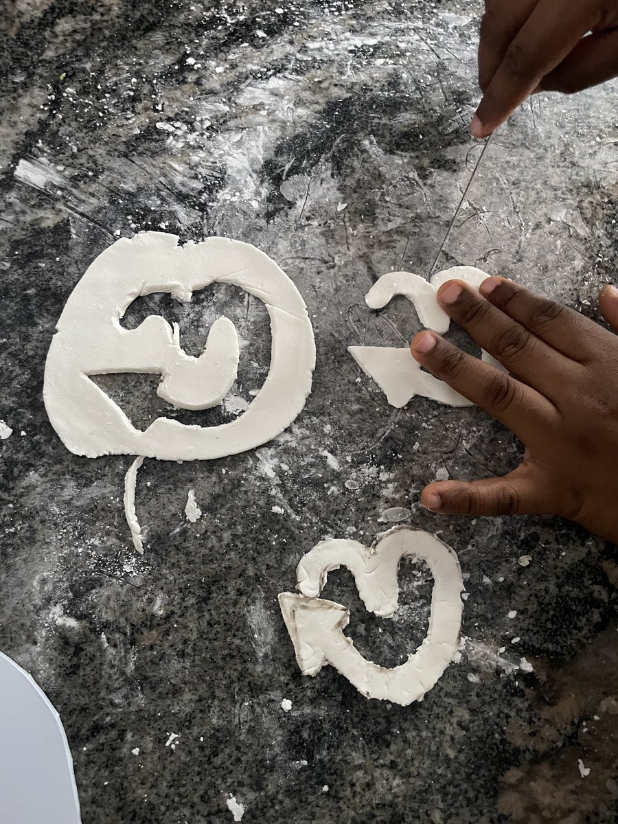 I <a href="/believeapp/">Believe</a> in you - <a href="/pasternak/">Ben Pasternak</a> 

$BAKER believes in more beautiful new year and memories 🧑🏽‍🍳

believe.app/coin/HLJqxzWNd…