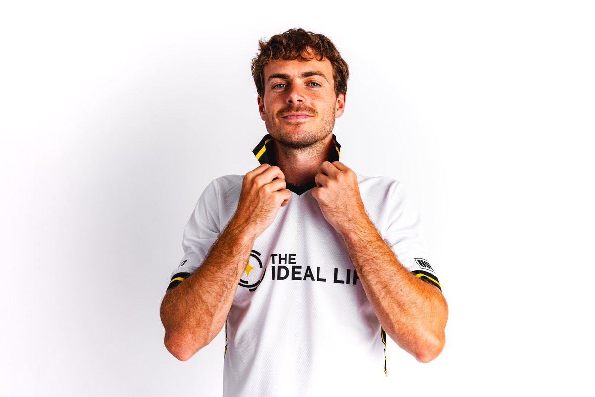 First look at Jeremy Kelly in his new colors ⚫️🟡📸