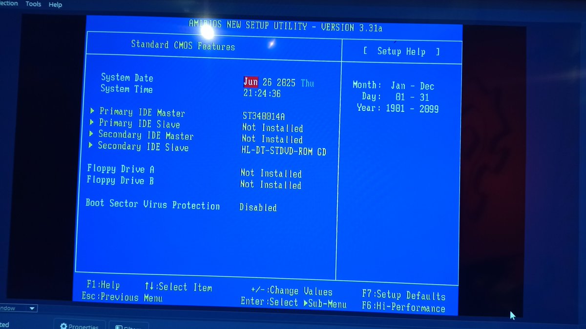 hajek_jaromir's tweet image. Letz GO boyz and girlz! We have picture!😮😱🤯 i found original radeon cooler in my magic box replacement parts😍 #RTXOFF #ATI #radeon #retropc #oldcomputers