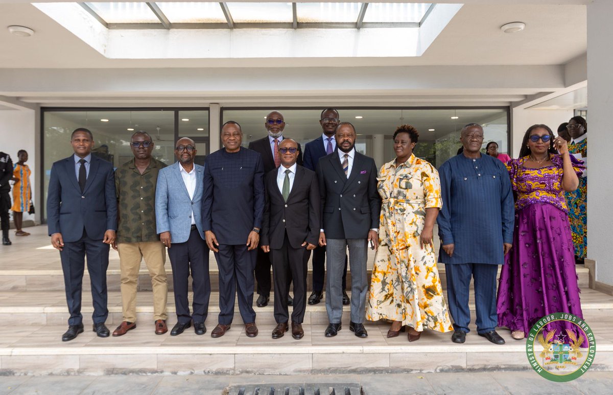 boadi_chris's tweet photo. Today marks a significant step forward for the National Pensions Regulatory Authority as our newly appointed Board was officially inaugurated. As CEO and a member of the Board, I look forward to working alongside this dedicated team to strengthen Ghana’s pension sector. https://t.co/MRYMtO3lsP