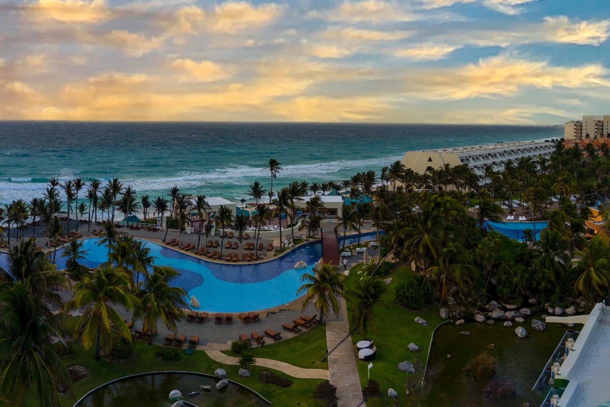 Con esta vista, no hay dudas: estás en el paraíso. 🏝️✨

📍 Grand Oasis Cancún

bit.ly/3y9u9ST

#TheEntertainmentResort #OasisLovesU #vacationvibes #dreamdestination #summerstyle