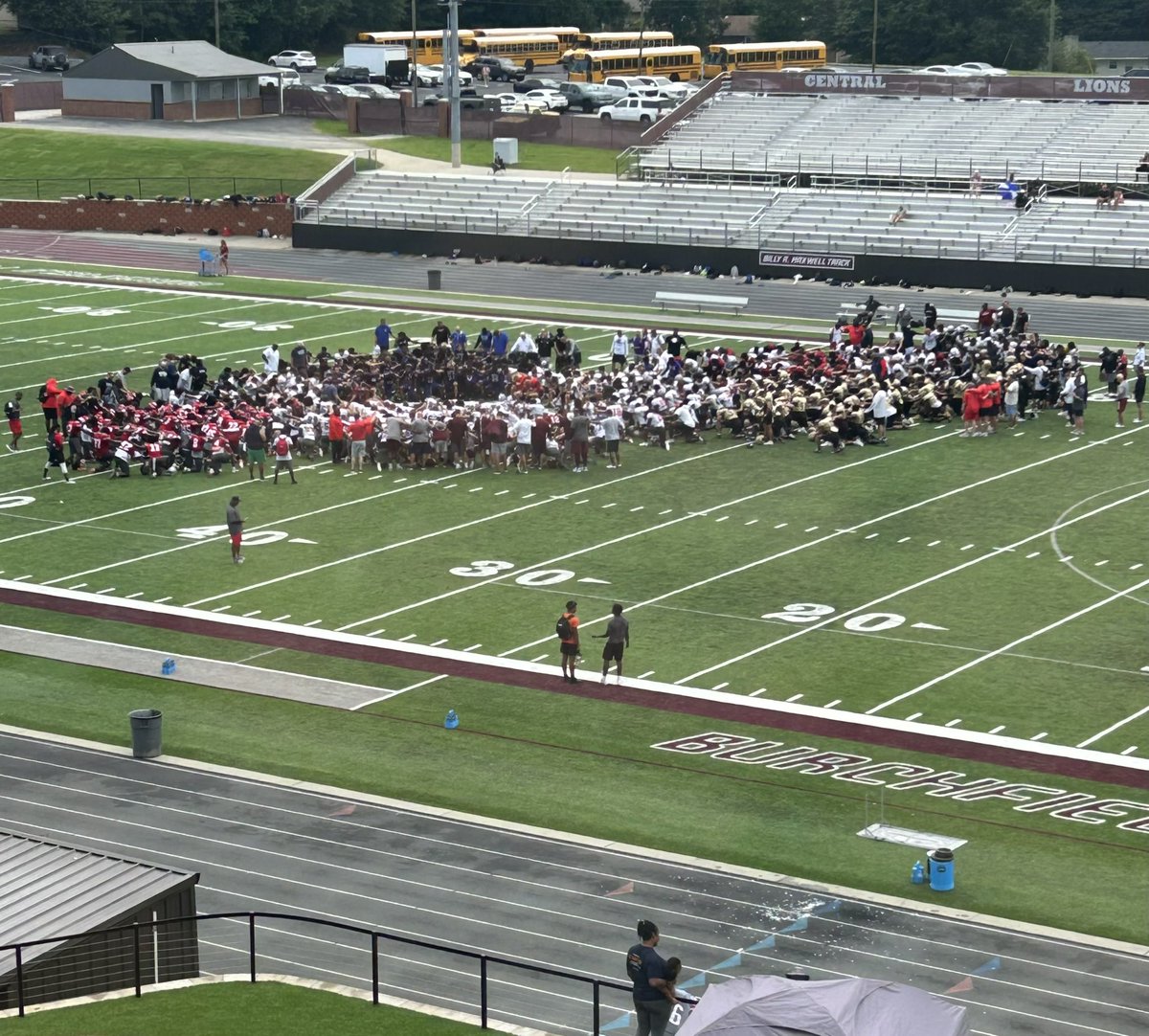 CoachUBrown's tweet image. 2 Days of Padded Camp! Kids battled through the heat with bullets flying everywhere! Great Work! 

Thank You to the schools who came! Good Luck! 

@BigBlueRecruits 
@TroupRecruitz 
@NewManchesterFB 
@football_tcs 
@PCHS_PatsFB 
@south_paulding 
@NGVikingsFB 
@hhshoyafootball